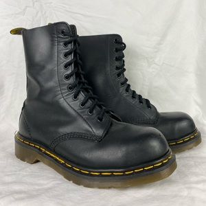Dr Martens 90s Vintage 133 steel toe size 6 US made in England docs doc martens